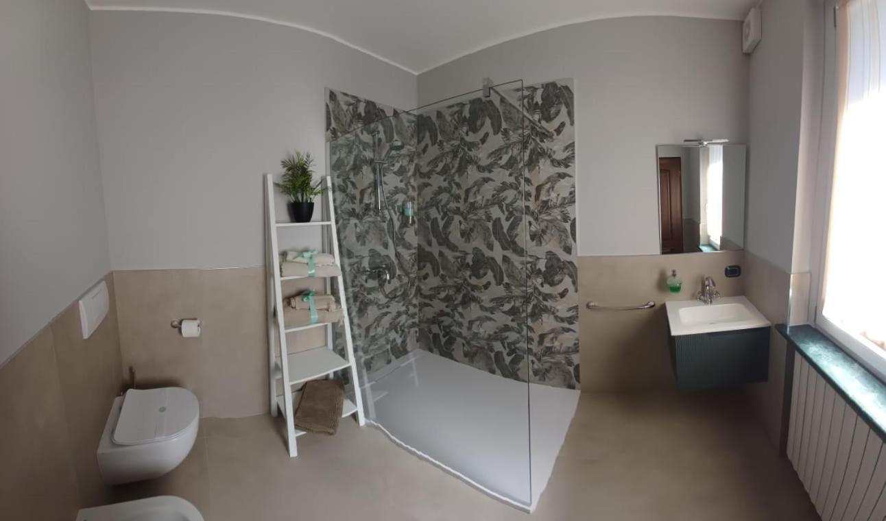 Maryhouse - Ingresso Indipendente Hotel Venegono Superiore Eksteriør billede