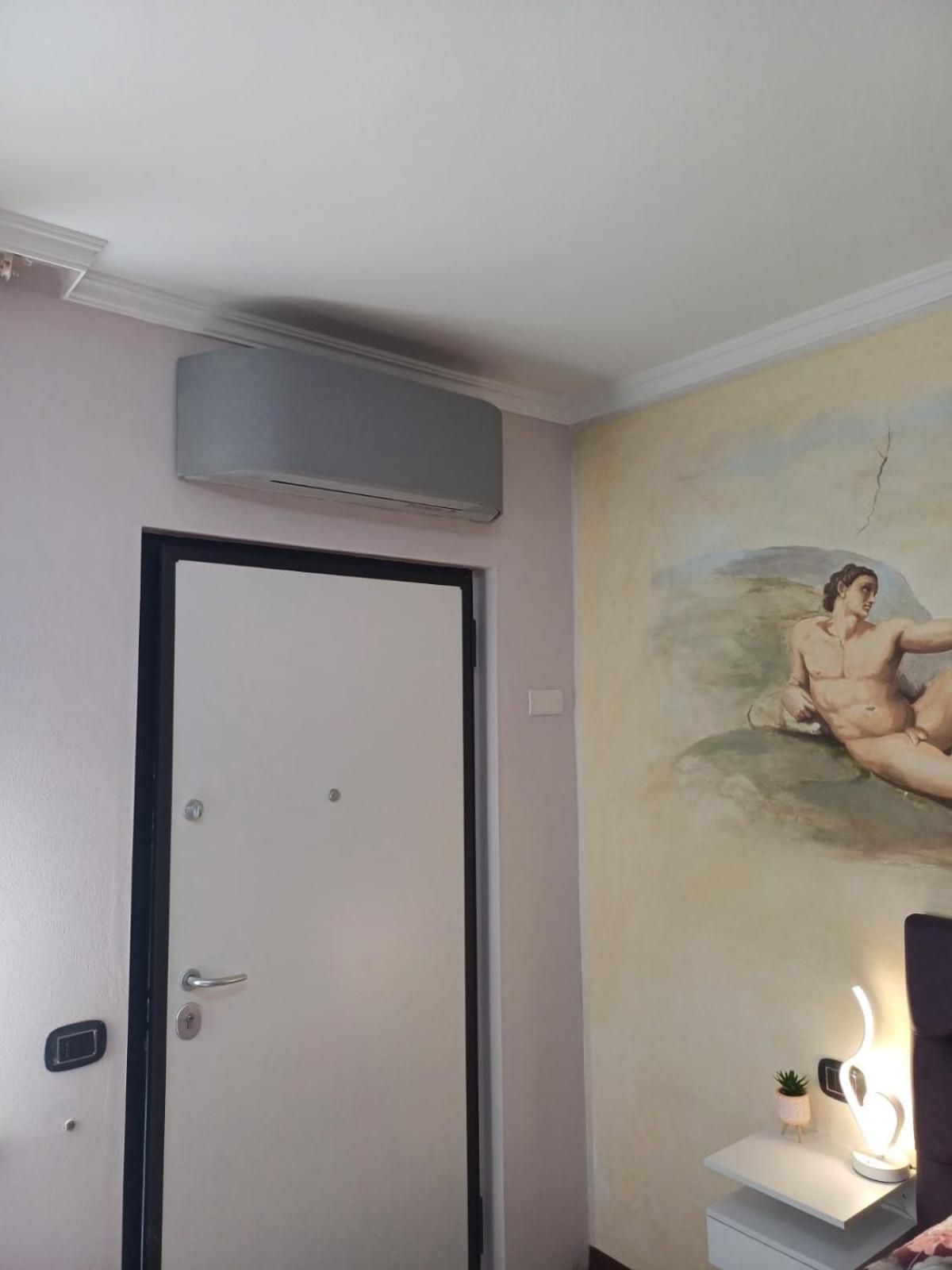 Maryhouse - Ingresso Indipendente Hotel Venegono Superiore Eksteriør billede